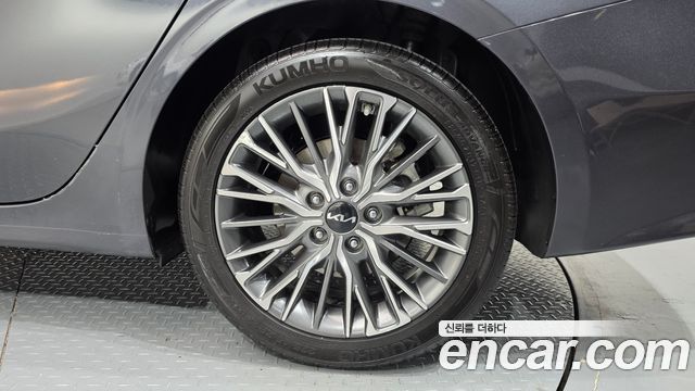 Kia K3 2022 — photo 7