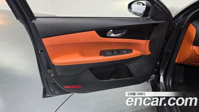 Kia K3 2022 — photo 14