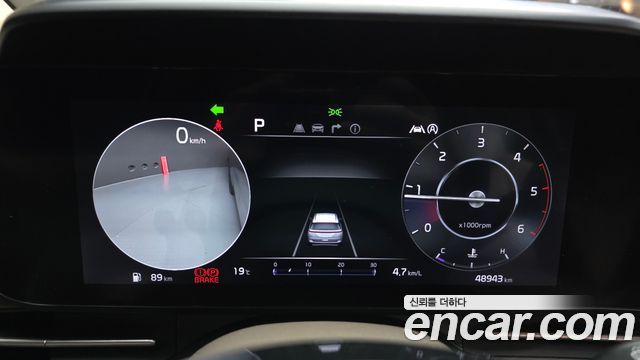 Kia Canival 2023 — photo 8