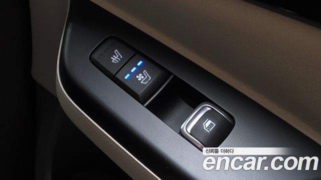 Kia Canival 2023 — photo 18