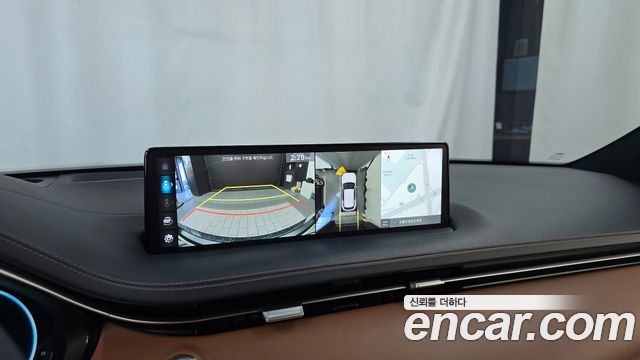 Genesis GV70 2022 — photo 20