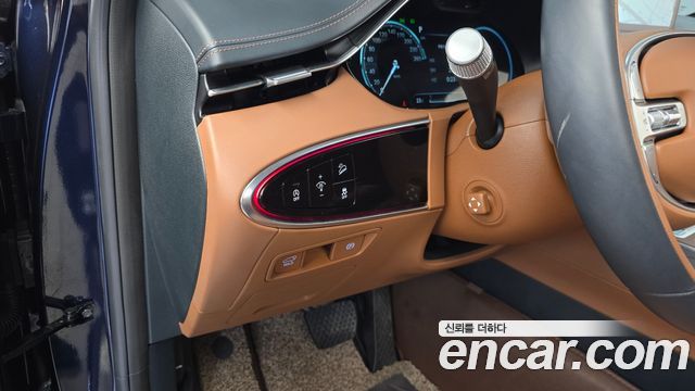 Genesis GV70 2022 — photo 26