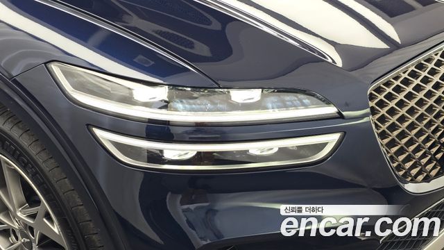 Genesis GV70 2022 — photo 8