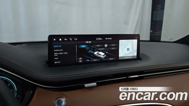 Genesis GV70 2022 — photo 33
