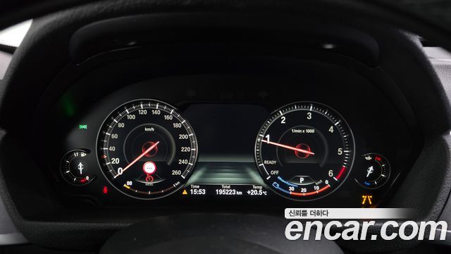 BMW Gran Turismo 2018 — photo 8