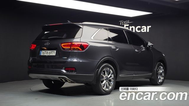 Kia Sorento 2018 — photo 2