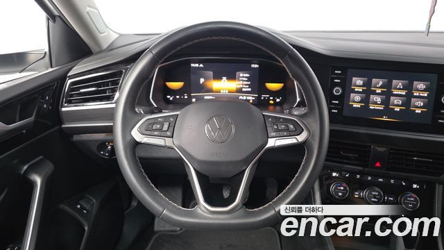 Volkswagen Jetta 2023 — photo 13
