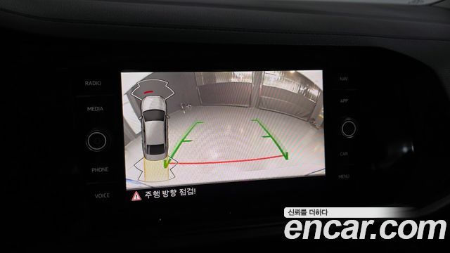 Volkswagen Jetta 2023 — photo 15