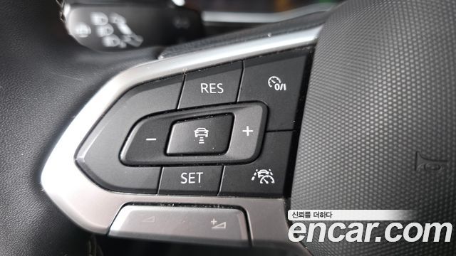 Volkswagen Jetta 2023 — photo 18