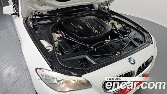 BMW 5-Series 2013 — photo 6