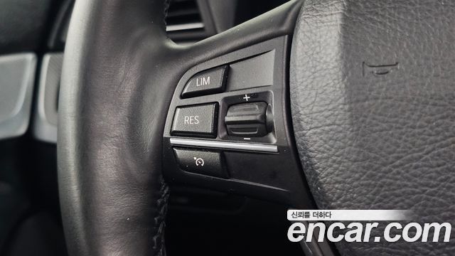 BMW 5-Series 2013 — photo 14