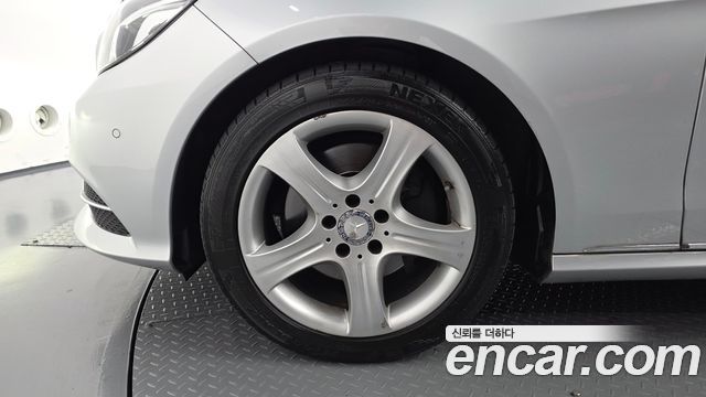 Mercedes-Benz E-Class 2014 — photo 5