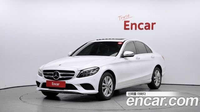 Mercedes-Benz C-Class 2020 — photo 1