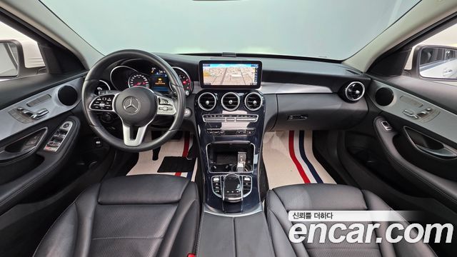 Mercedes-Benz C-Class 2020 — photo 7