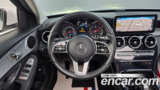 Mercedes-Benz C-Class 2020 — photo 13
