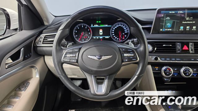 Genesis G70 2018 — photo 12