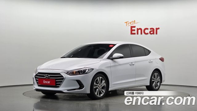 Hyundai AVANTE 2018 — photo 1