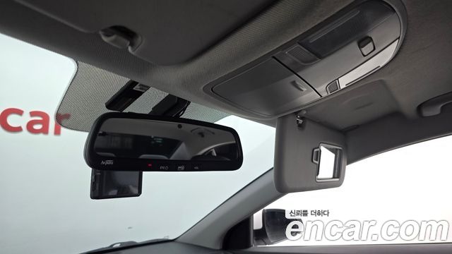 Hyundai AVANTE 2018 — photo 29