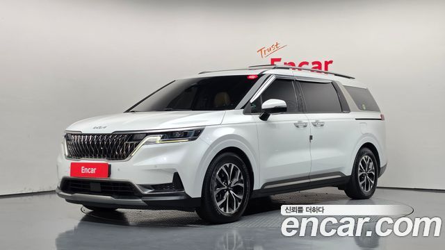 Kia Canival 2022 — photo 1