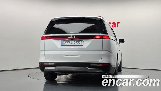 Kia Canival 2022 — photo 4