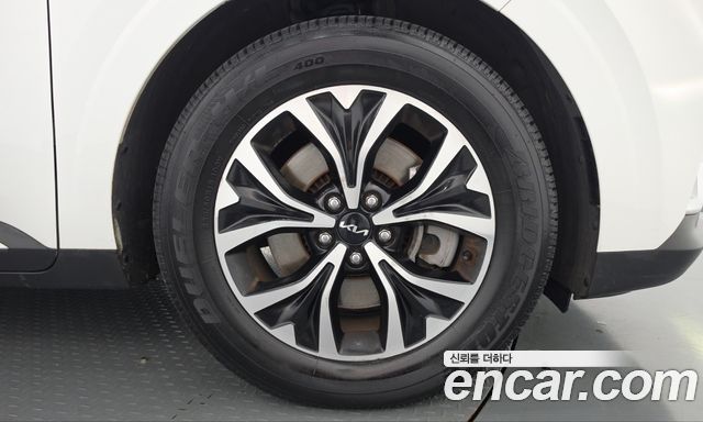 Kia Canival 2022 — photo 7