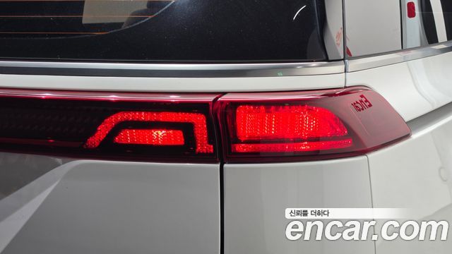 Kia Canival 2022 — photo 9