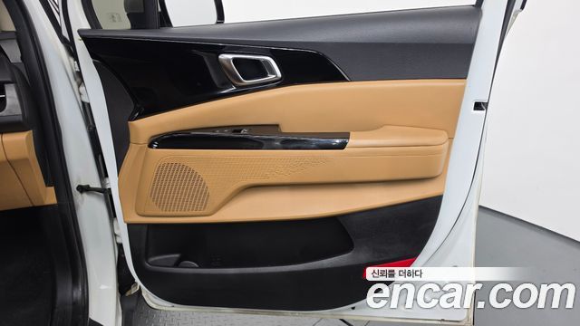 Kia Canival 2022 — photo 15