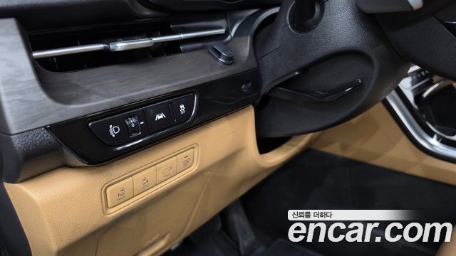 Kia Canival 2022 — photo 28