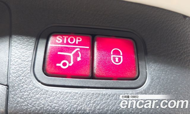 Mercedes-Benz GLA-Class 2021 — photo 22