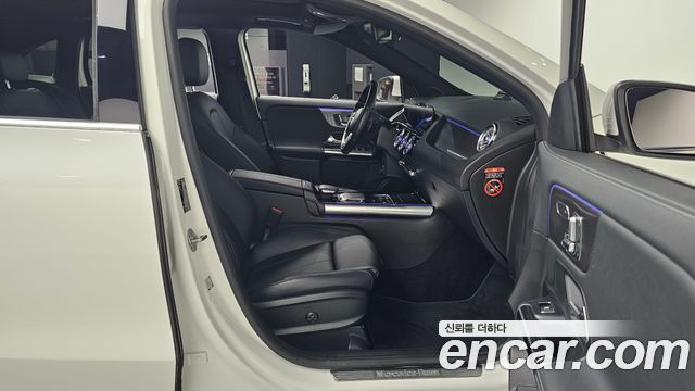 Mercedes-Benz GLA-Class 2021 — photo 16