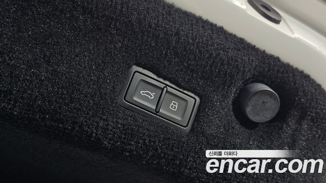 Bentley Continental 2022 — photo 20