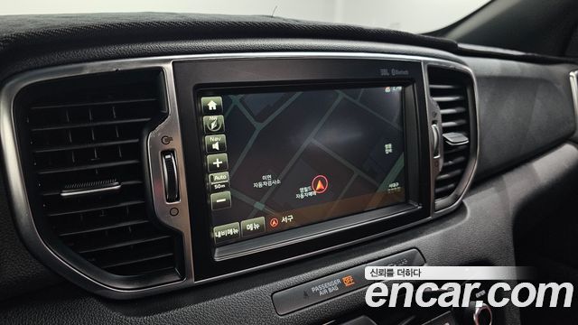 Kia Sportage 2016 — photo 13