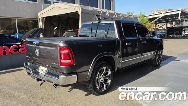 Dodge Ram Pick Up 2022 — photo 2