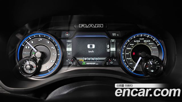 Dodge Ram Pick Up 2022 — photo 11