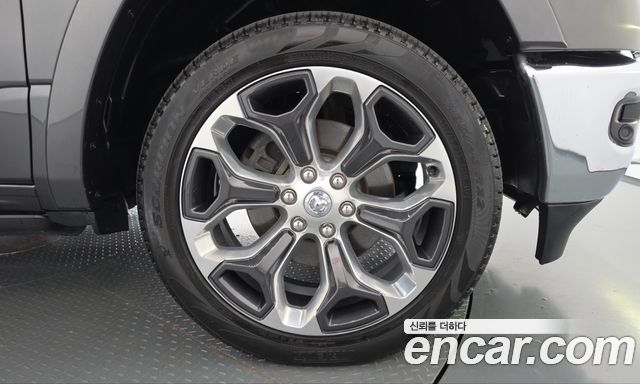 Dodge Ram Pick Up 2022 — photo 7