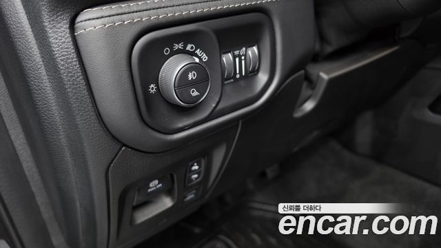 Dodge Ram Pick Up 2022 — photo 28