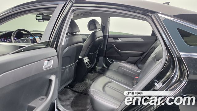 Hyundai Sonata 2015 — photo 14