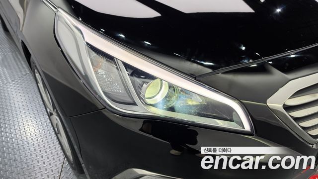 Hyundai Sonata 2015 — photo 16