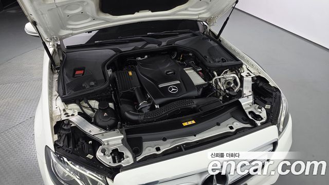 Mercedes-Benz E-Class 2018 — photo 6
