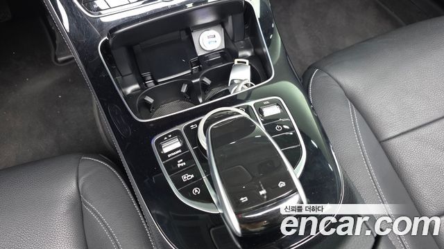 Mercedes-Benz E-Class 2018 — photo 33