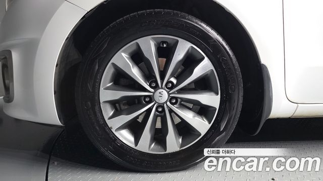 Kia Canival 2016 — photo 5