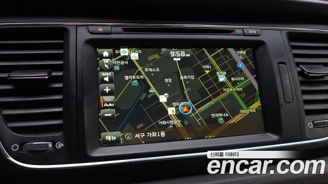 Kia Canival 2016 — photo 20