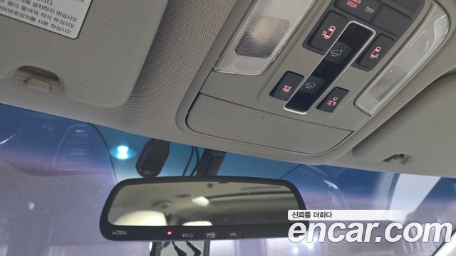 Kia Canival 2016 — photo 23