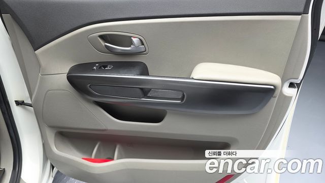Kia Canival 2016 — photo 15