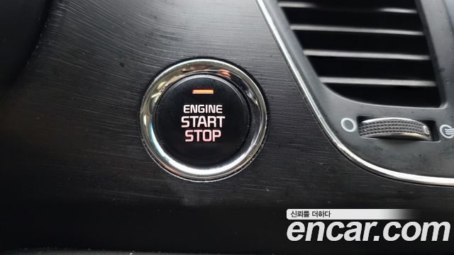 Kia Canival 2016 — photo 32