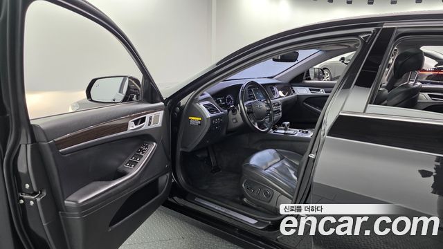 Genesis G80 2018 — photo 10