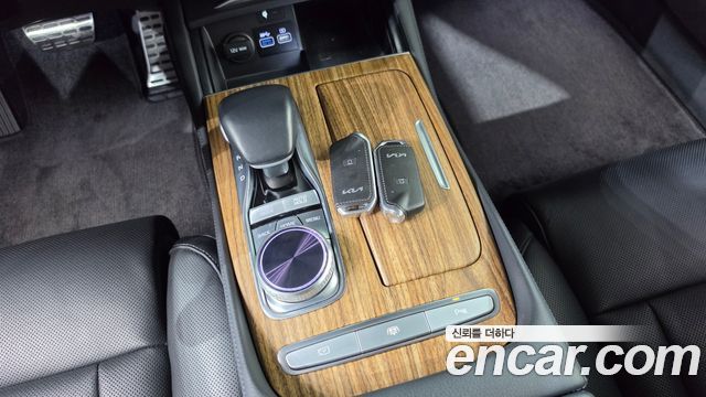 Kia K9 2023 — photo 12