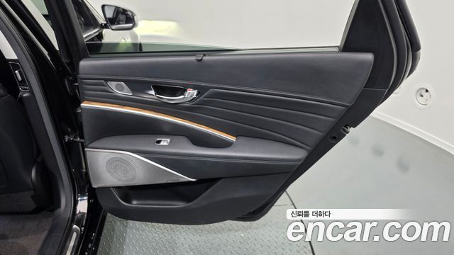 Kia K9 2023 — photo 15