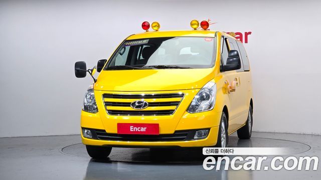 Hyundai Starex 2017 — photo 3