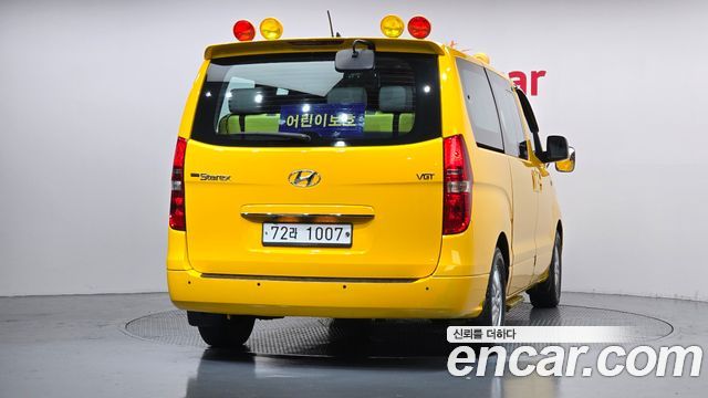 Hyundai Starex 2017 — photo 4
